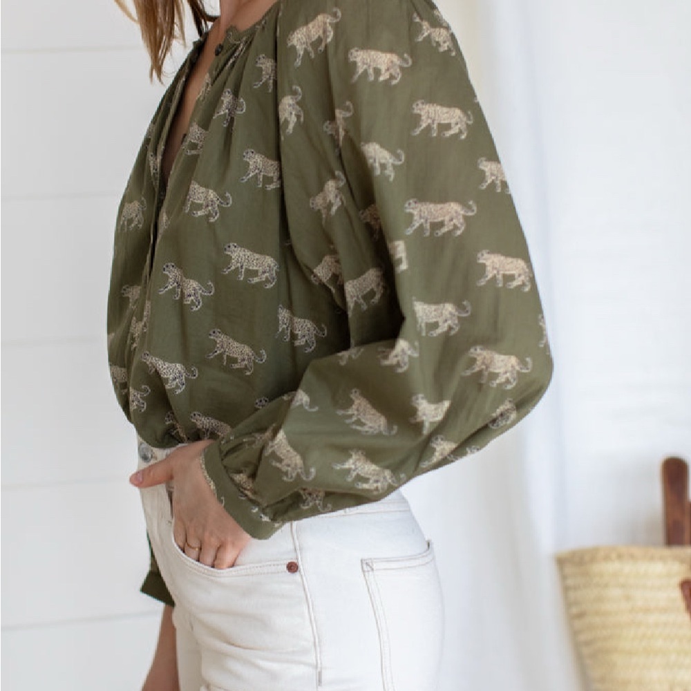 NWT Emerson Fry India Frances Blouse Shirt Top Olive Cheetah Cotton Small - Picture 2 of 3